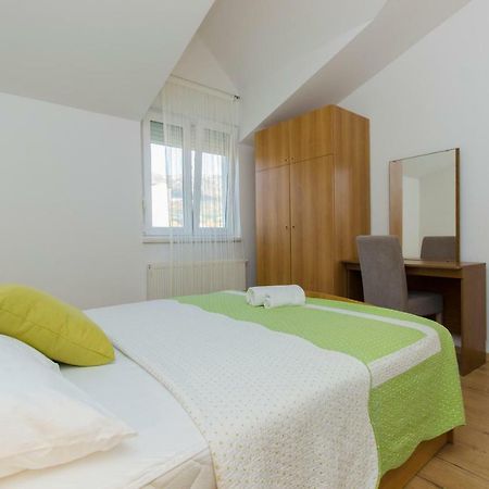 Apartmani Skelin***/**** Kaštela Εξωτερικό φωτογραφία